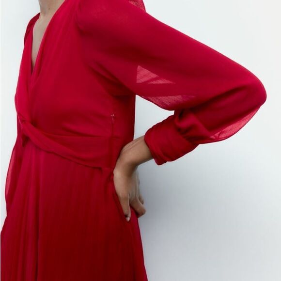 Zara Pleated Fuchsia Midi Dress New - Picture 6 of 11